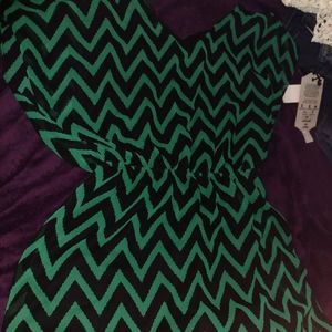 Green black shear min 👗